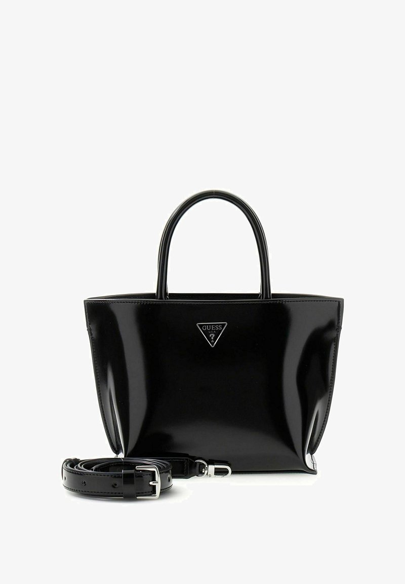 Sac à main noir brillant avec deux poignées supérieures, un logo triangulaire et une bandoulière amovible. Présente une forme structurée et une texture lisse.