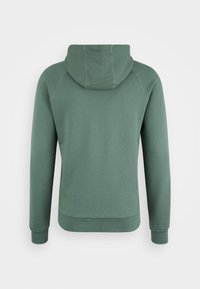 Grüner Hoodie mit enger Passform, ausgestattet mit einer Kapuze mit Kordelzug, langen Ärmeln und Rippbündchen. Hergestellt aus weichem, strukturiertem Stoff.