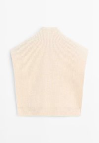 Beige ribbad stickad ärmlös polokrage tröja med hög hals och tjock struktur på en vit bakgrund.
