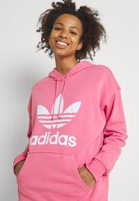 sweat rose adidas