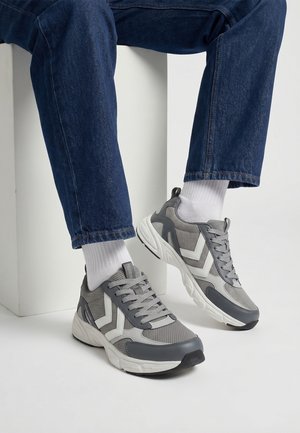 Hummel COREFORCE ONE - Sneakers laag - castle rock