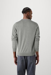 Thumbnail Image 3