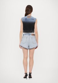 MOSCHINO JEANS Kratke hlače od trapera - multi light blue