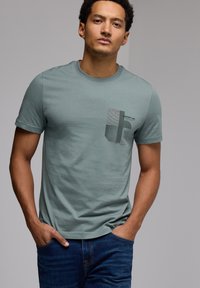 Street One MEN Camiseta estampada - grün