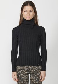 Unausgewählt, black