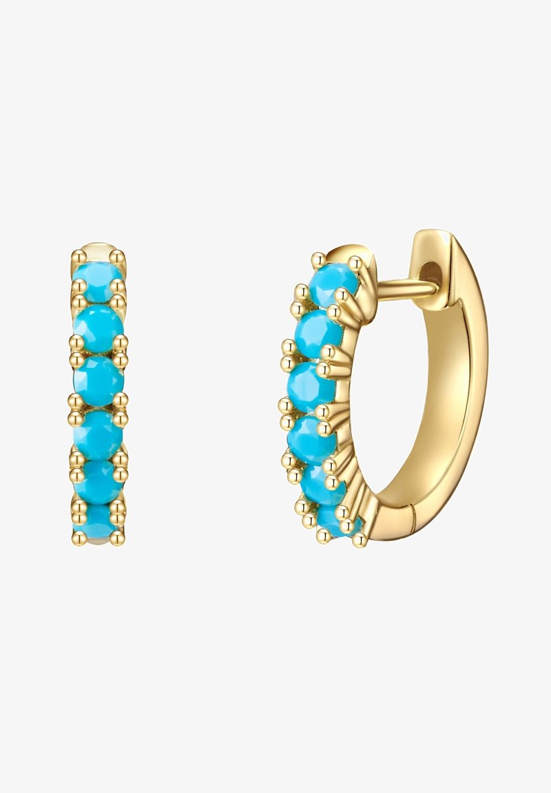 Zlate obročeve uhane, ki vključujejo šest turkiznih kamnov, ki se odlikujejo po gladki teksturi in malih zlatih akcentih okoli vsakega kamna.