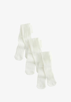 Chaussettes blanches en coton avec une texture lisse, présentant deux motifs distincts : un design côtelé et un motif en maille torsadée, superposés.