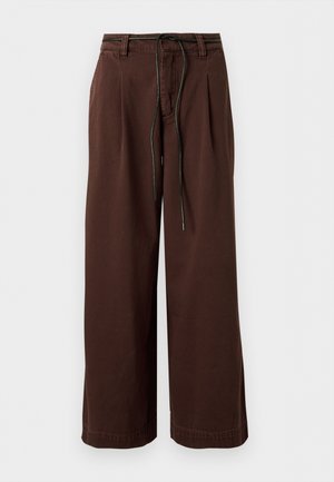 ONLY, ONLSILLA BELT BAGGY WIDE PANT - Дънки със свободна кройка - fudge