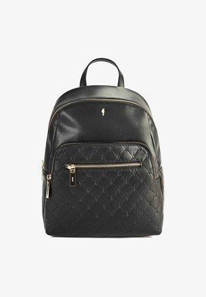 Czarny skórzany plecak z pikowanym wzorem, złotymi zamkami błyskawicznymi i przednią kieszenią. Gładka faktura z eleganckim konturem.