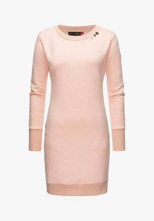 Różowa sukienka z długim rękawem wykonana z miękkiej bawełnianej mieszanki. Posiada okrągły dekolt z trzema ozdobnymi guzikami na lewym ramieniu oraz ściągacze na mankietach.