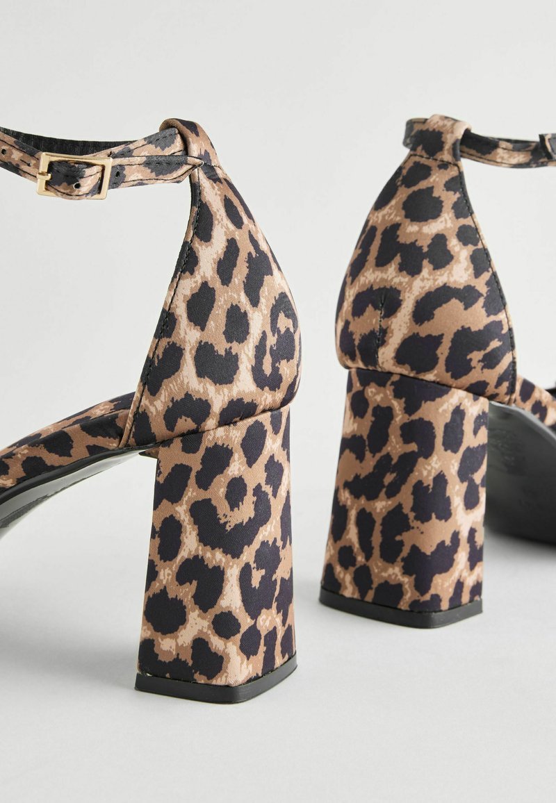 Sandales Femme Next Talon Haut Imprimé Animalier - Taille UK 4 (EUR 37), Cuir Beige/marron, Neuf Sans Boîte