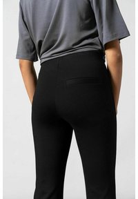 RESIDUS LINDY BELLE - Broek - black