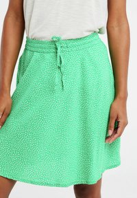 Protest PRTDASHI - A-lijn rok - ultra green