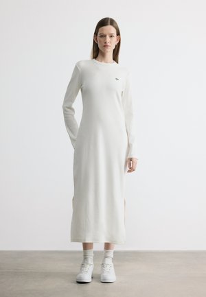 Lacoste, Рокля тип риза - flour