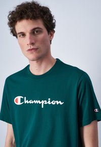 Champion ICONS CREWNECK LARGE LOGO - Camiseta estampada - avt