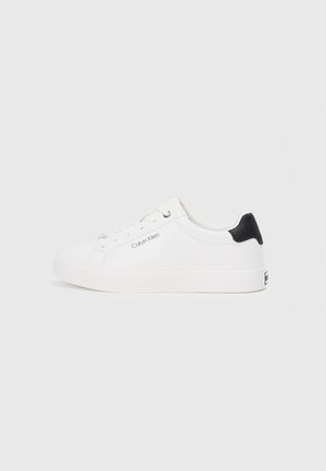 VULC - Sneakers low - bright white/black