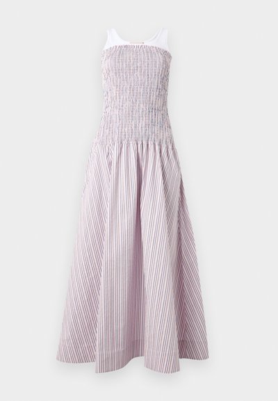 Φόρεμα αμάνικο μέχρι τον αστράγαλο με σμιγμένο μπούστο και κάθετες λεπτές ναυτικές ρίγες σε λευκό ύφασμα, με φουσκωτή φούστα.