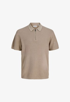 Bordo spalvos trumpomis rankovėmis megztas polo marškinėlis su tekstūruota medžiaga ir priekyje esančiu užtrauktuku po apykakle, pagamintas „Jack & Jones“.