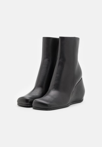 SI ROSSI BOOTIE - Bottines à talons hauts - black