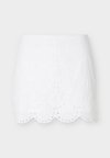 EYELET SKORT HEM SKORT - Μίνι φούστα - fresh white