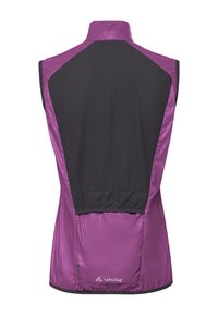 Lila ärmellose Outdoor-Weste mit schwarzem Mesh-Rückenpanel und hohem Kragen, mit Vaude-Logo nahe dem unteren Saum.