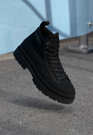 SANDTOWN MOUNT 2 - Schnürstiefelette - black