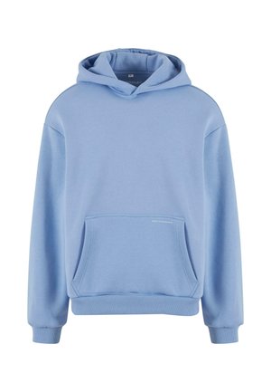Sudadera azul claro hecha de una tela suave, que cuenta con un bolsillo frontal, puños y dobladillo acanalados. Diseño clásico con capucha y cordón.