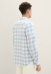 tom-tailor-mit-karomuster-hemd-blue-slub-vichy-check-blau-zalando-de