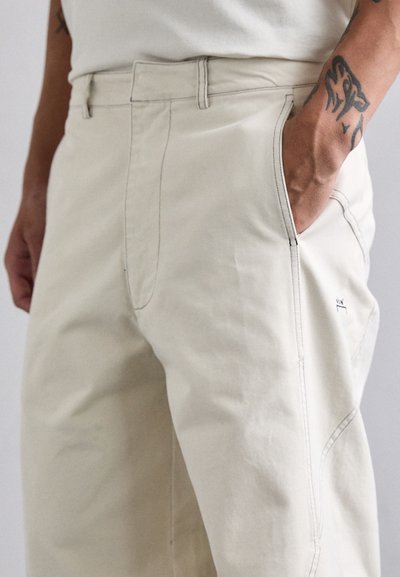 A-COLD-WALL* FORMAT PANT - Housut - beige bone