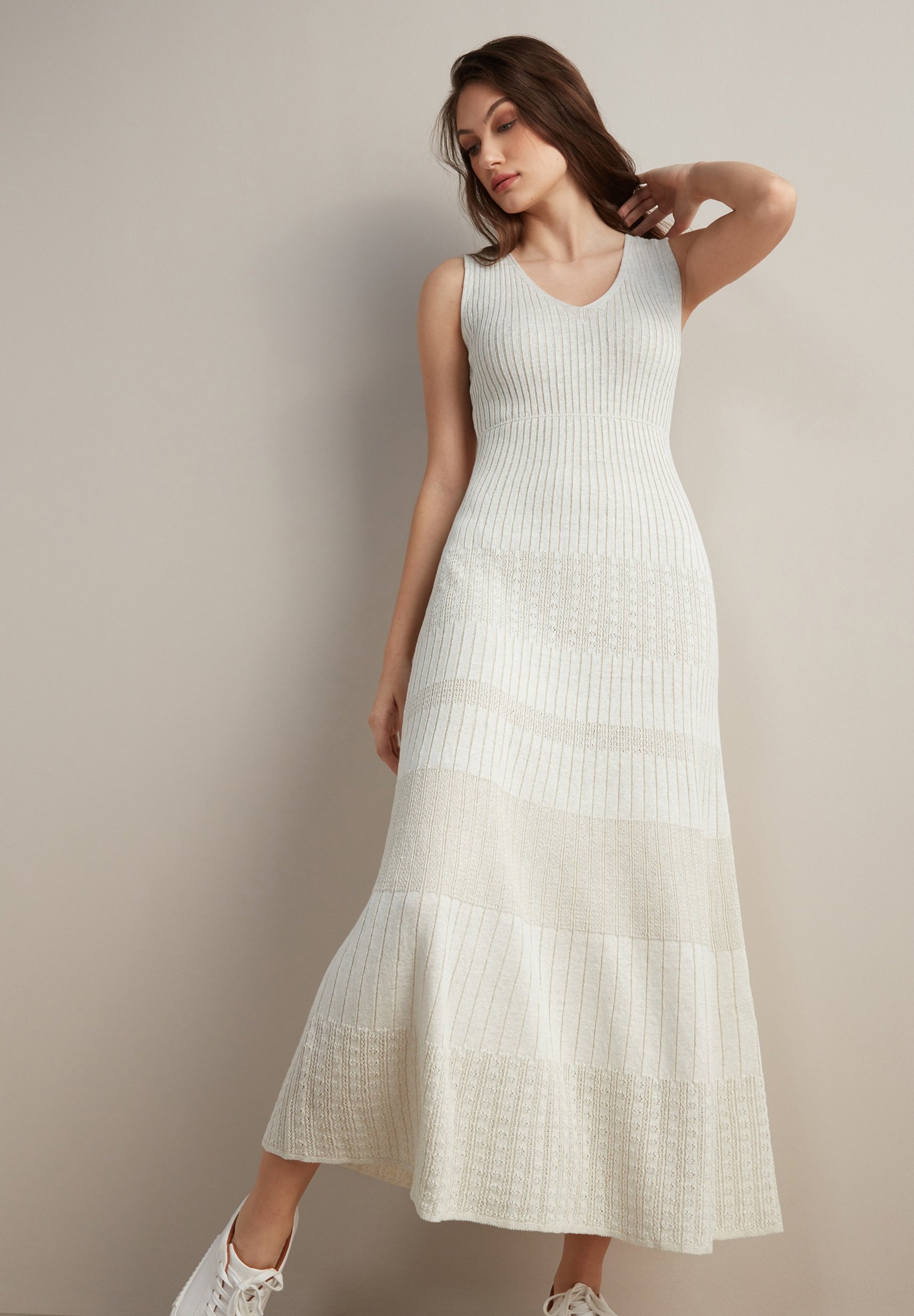 Falconeri MIT DURCHBROCHENEM MUSTER - Vestito lungo - bianco - Zalando