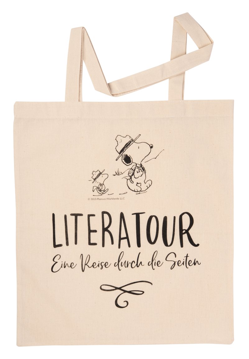 Borsa in cotone, colore crema, con illustrazioni nere di Snoopy e il testo "LITERATOUR Una Viaggio tra le Pagine" in caratteri diversi.