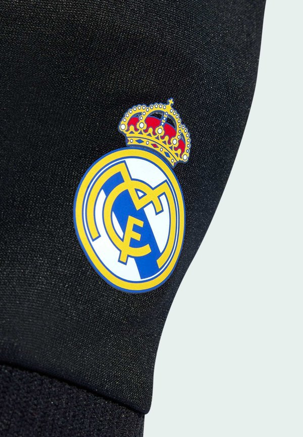 REAL MADRID - Gloves3