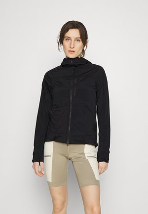 - Kurtka hardshell