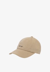 Unselected, camel