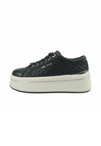 Sneakers platform neri con tomaia texturizzata, dettagli argentati, punta arrotondata e collo imbottito. Caratterizzati da una spessa suola intermedia bianca e suola nera.