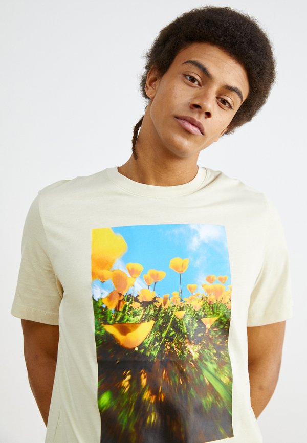 TEE PHOTO - Print T-shirt - khaki4