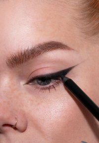 LH cosmetics CRAYON - Eyeliner - black