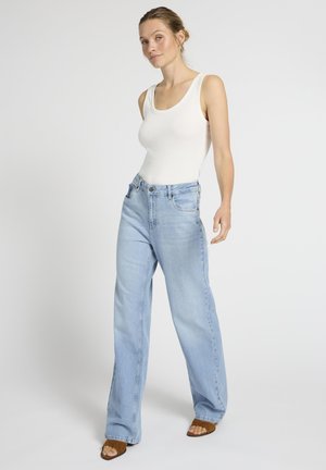 PZVEGA HW  - Laza szabású farmerek - light blue denim