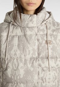 Vans HILLGATE CROPPED PUFFER - Winterjas - light grey
