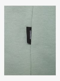 Neselectat, green