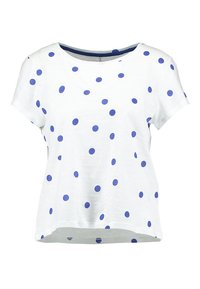 Camiseta blanca de manga corta con puntos azules. Cuello redondo y corte holgado. Textura suave con un ligero brillo en los puntos.