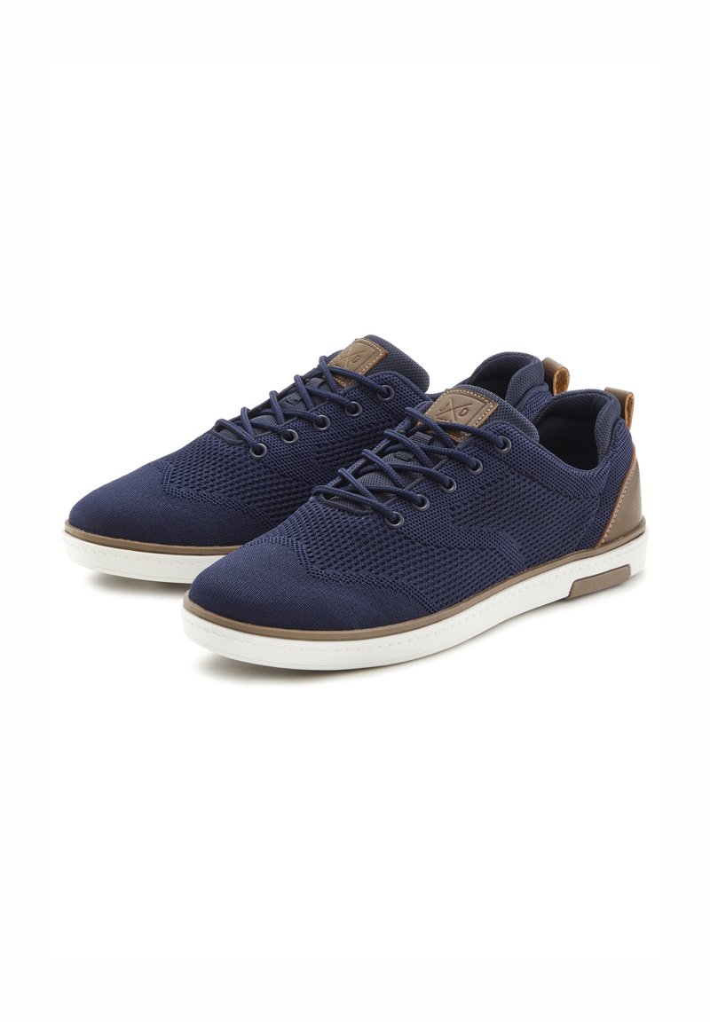 john devin Trainers - marine