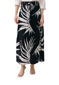 comma Maxi skirt - schwarz