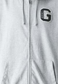 GAP FASHION LOGO HOOD - Majica s kapuljačom i patentnim zatvaračem - light grey