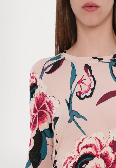 Diane von Furstenberg LONG SLEEVE SHIRT - Tops ar garām piedurknēm - light pink