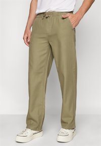 Selected Homme SLHLOOSE-CASPER PANT - Hlače - vetiver