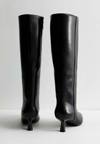 New Look LEATHER LOOK KITTEN HEEL KNEE HIGH - Botas - black