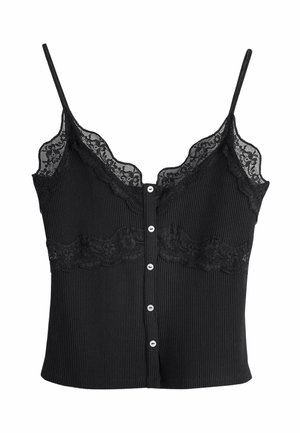 Camisole noire sans manches à côtes avec bretelles spaghetti, bordure en dentelle le long de l'encolure et sous la poitrine, et fermeture à boutons blancs sur le devant avec six boutons.