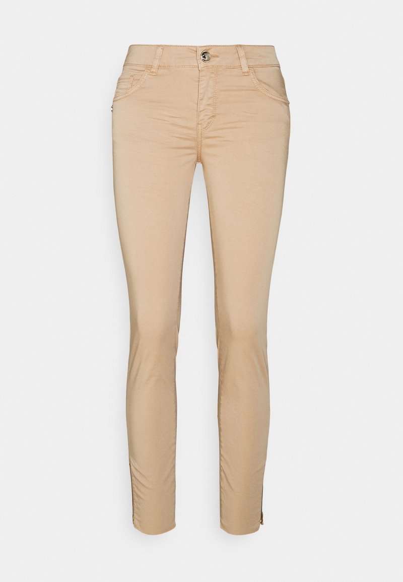 Beige broek van een zachte katoenmix, met een smal model, voorzakken en een ritsdetail bij de enkels. Klassiek vijf-pocket ontwerp.