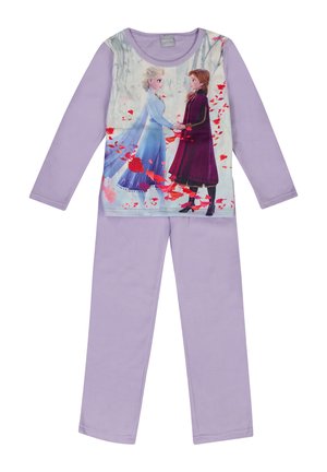 Lilanes Schlafanzug-Set mit langen Ärmeln und Hosen. Das Oberteil zeigt eine bunte Grafik von zwei weiblichen Figuren zwischen roten Blättern. Weicher Stoff.